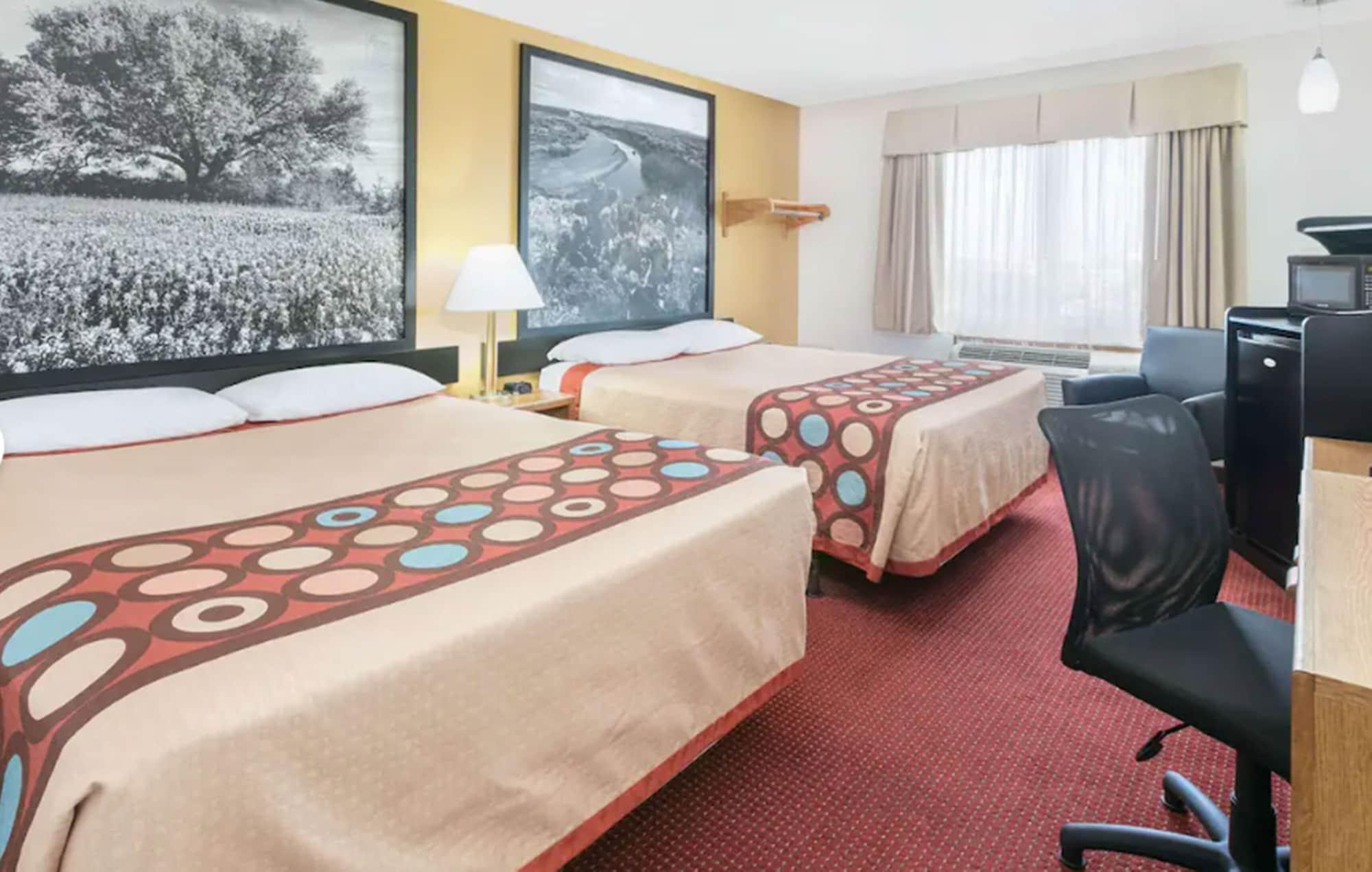 Super 8 By Wyndham Grapevine/Dfw Airport Northwest Hotel Ngoại thất bức ảnh