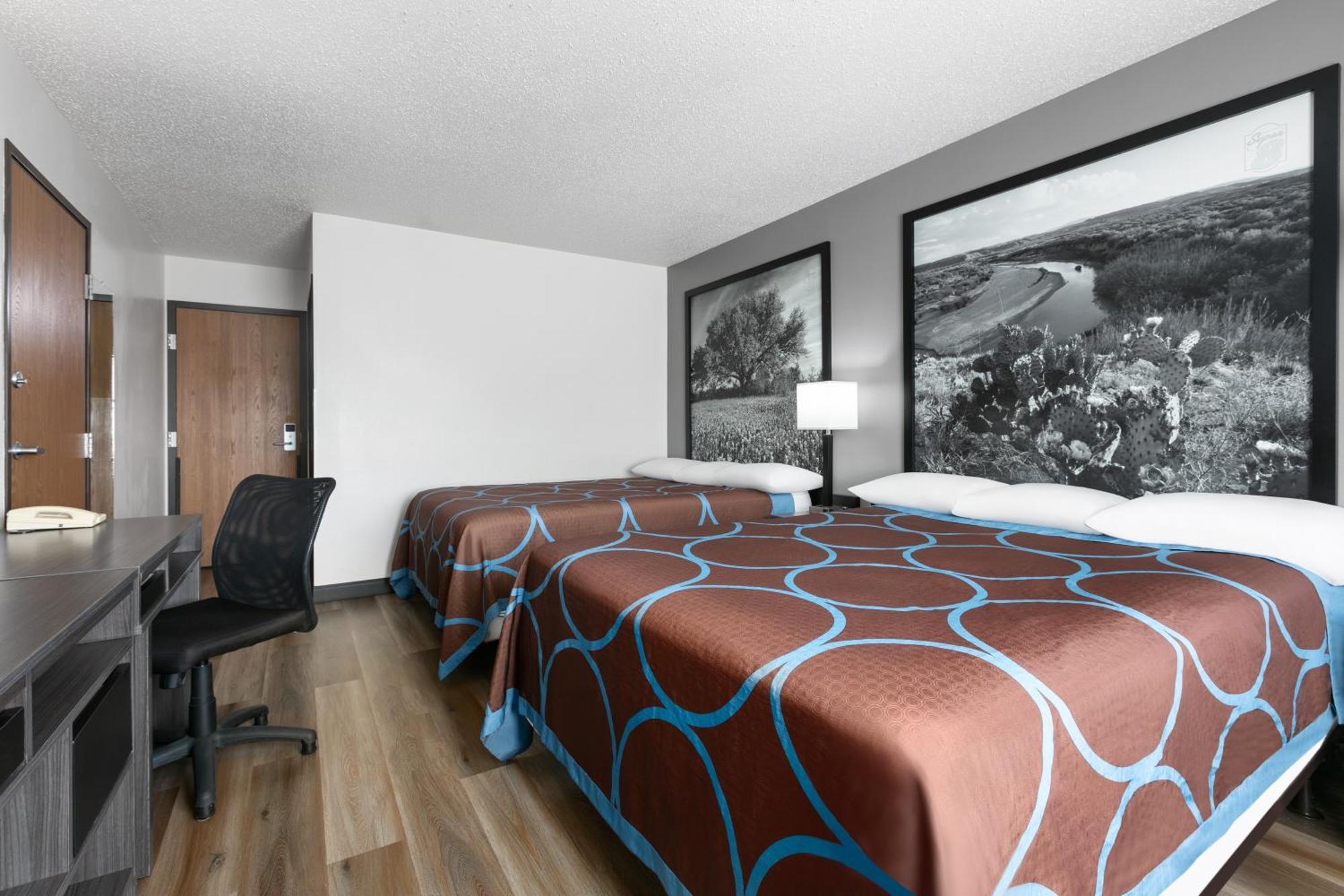 Super 8 By Wyndham Grapevine/Dfw Airport Northwest Hotel Ngoại thất bức ảnh